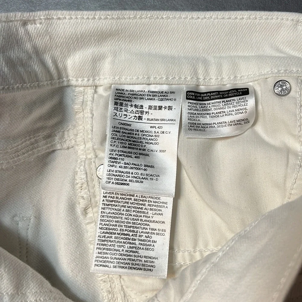 Levi’s slimming skinnies - Picture 5 of 6